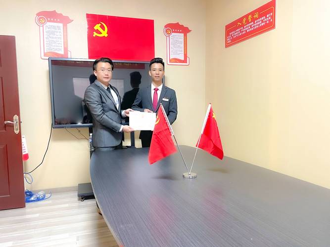 广东弘明企业管理咨询李伟毅先生授任东风风神专家顾问